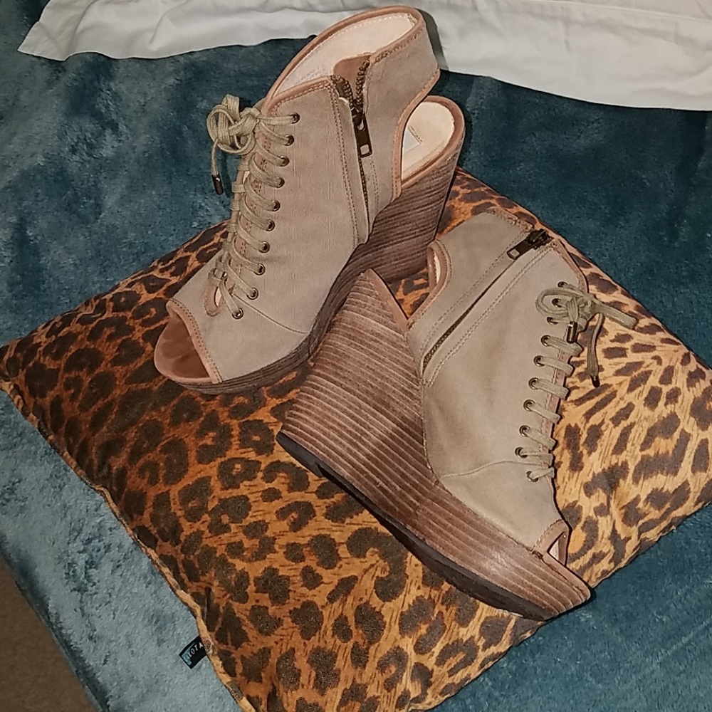 Khaki lace-up wedge booties